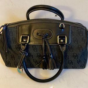 Dooney&Bourke handbag